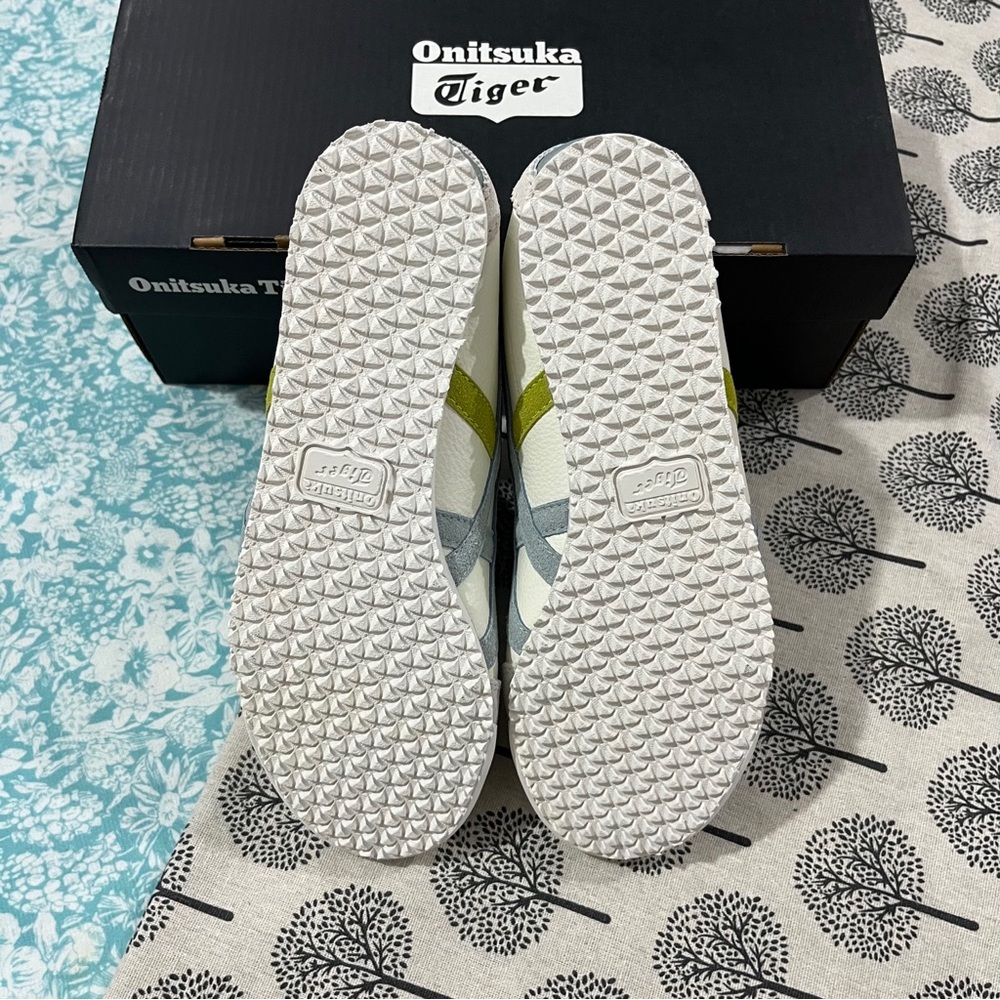 Onitsuka Tiger by Asics Women's White & Light Green Retro Sneakers - Picture 10 of 10
